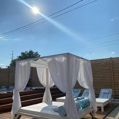 Willa Pool Garden-oaza