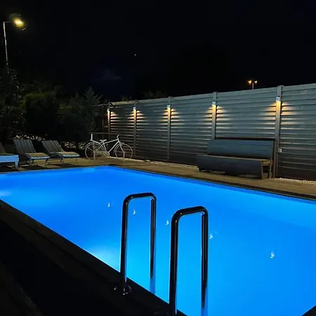 Pool Garden-oaza