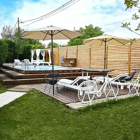 Pool Garden-oaza * Skopje